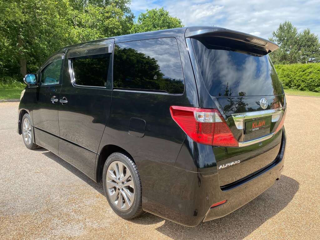 Toyota Alphard 2.4 7-Seater Mpv #13