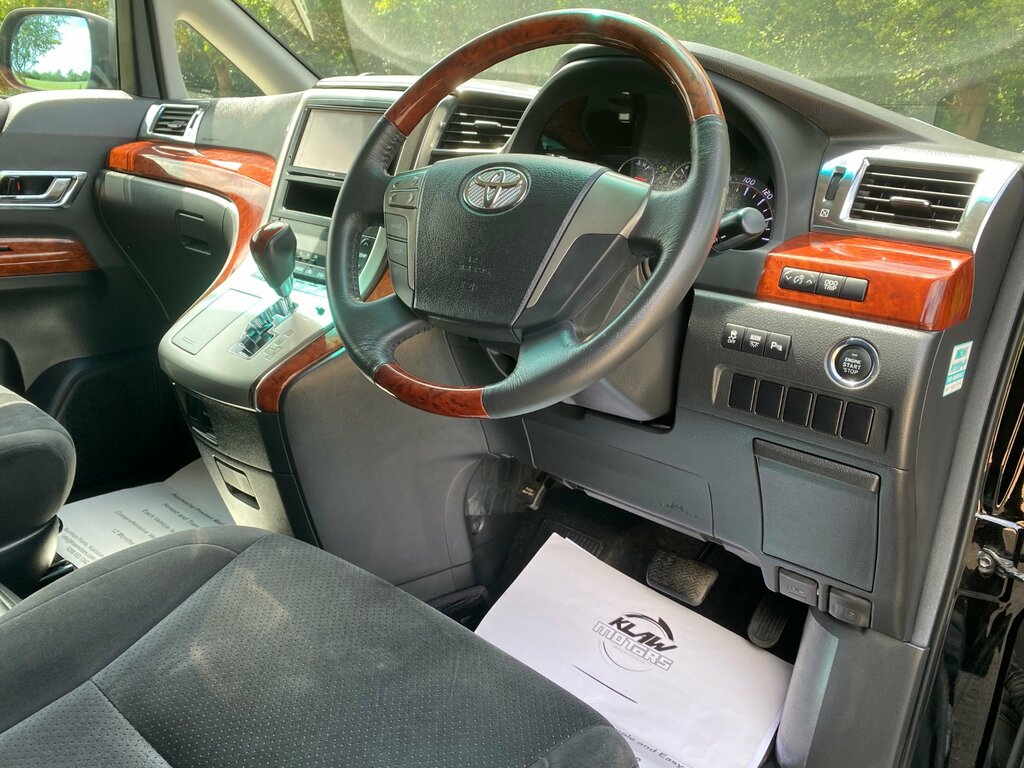 Toyota Alphard 2.4 7-Seater Mpv #22