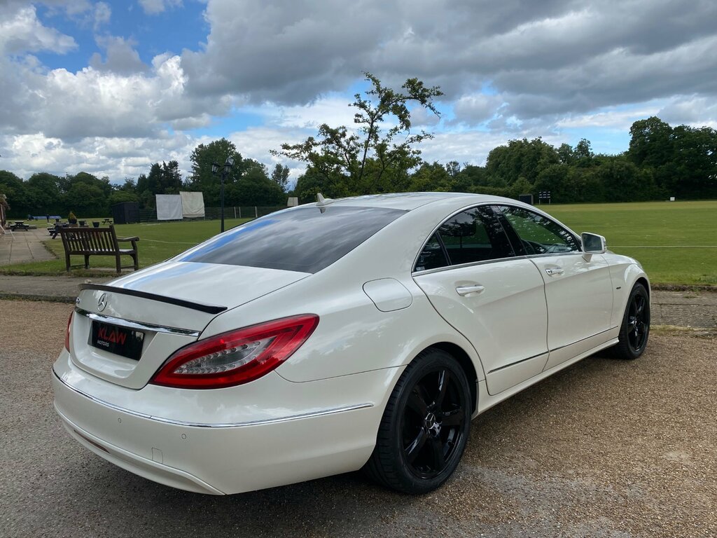 Mercedes-Benz CLS 3.5 Cls350 V6 W218 Blueefficiency G-tronic Euro 5 RA11KJV White #6