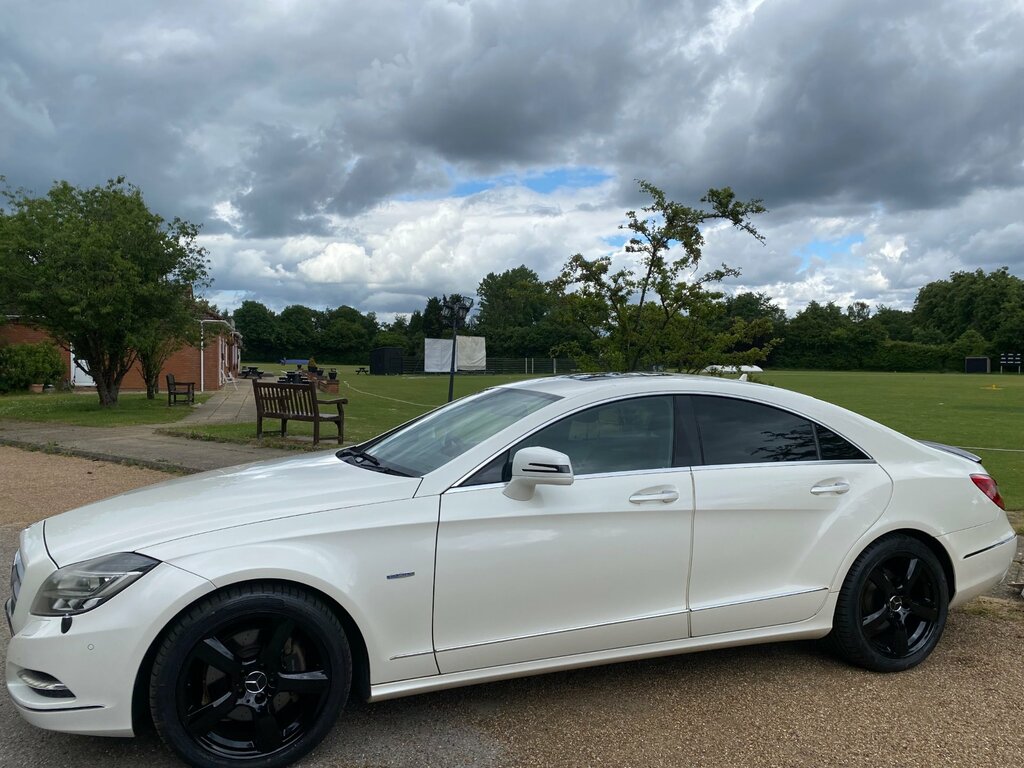 Mercedes-Benz CLS 3.5 Cls350 V6 W218 Blueefficiency G-tronic Euro 5 RA11KJV White #3