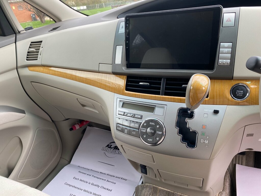 Toyota Estima Mpv Black #17