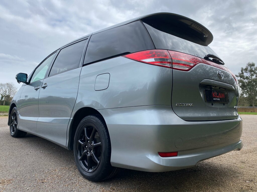 Toyota Estima Mpv Black #7