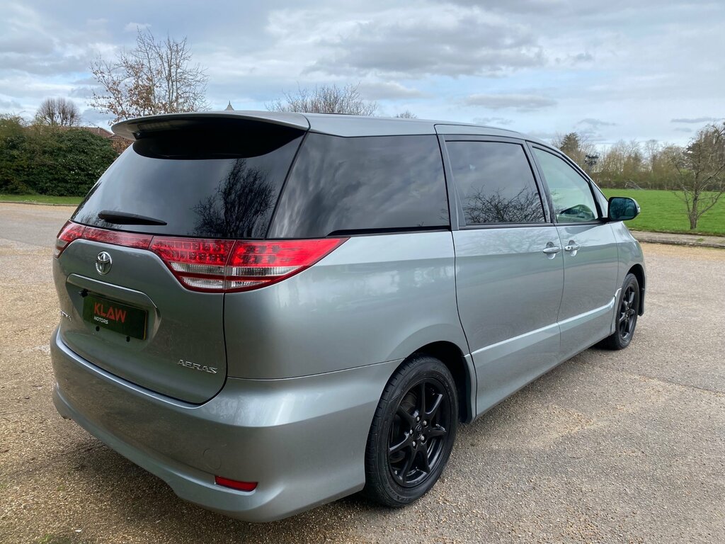 Toyota Estima Mpv Black #11