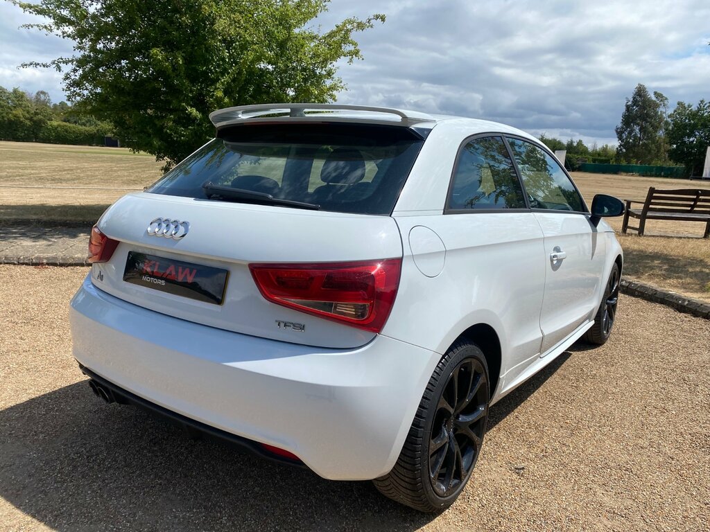 Audi A1 1.4 Tfsi Sport S Tronic Euro 5 Ss RA62FYB White #5
