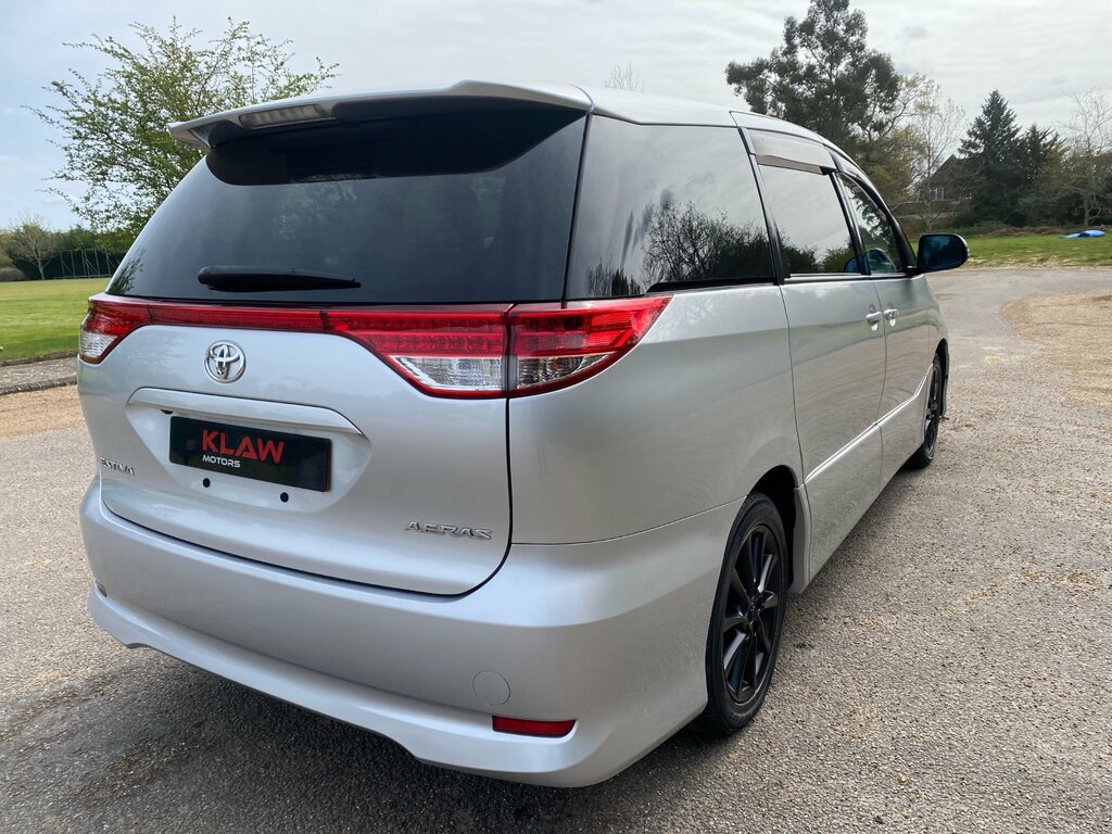 Toyota Estima Suv 200959 White #33