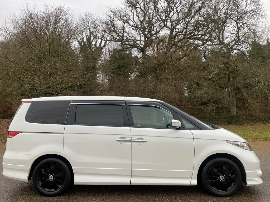 Honda Elysion 2.4 Type G Aero 8 Seats Mpv White #5