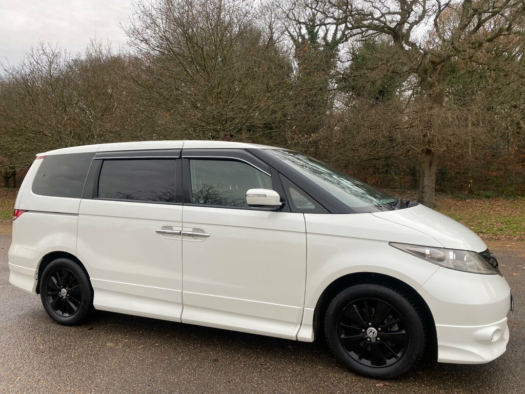 Honda Elysion 2.4 Type G Aero 8 Seats Mpv White #4