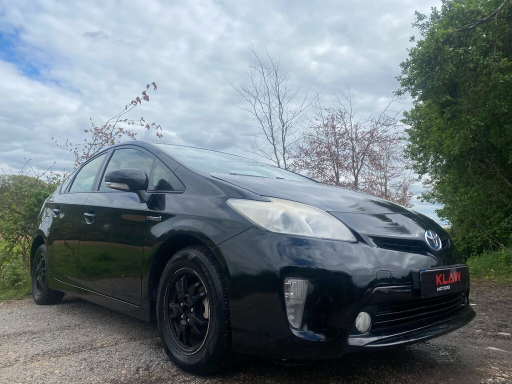 Toyota Prius 1.8 Vvt-h T3 Hatchback Hybrid Cvt Euro Black