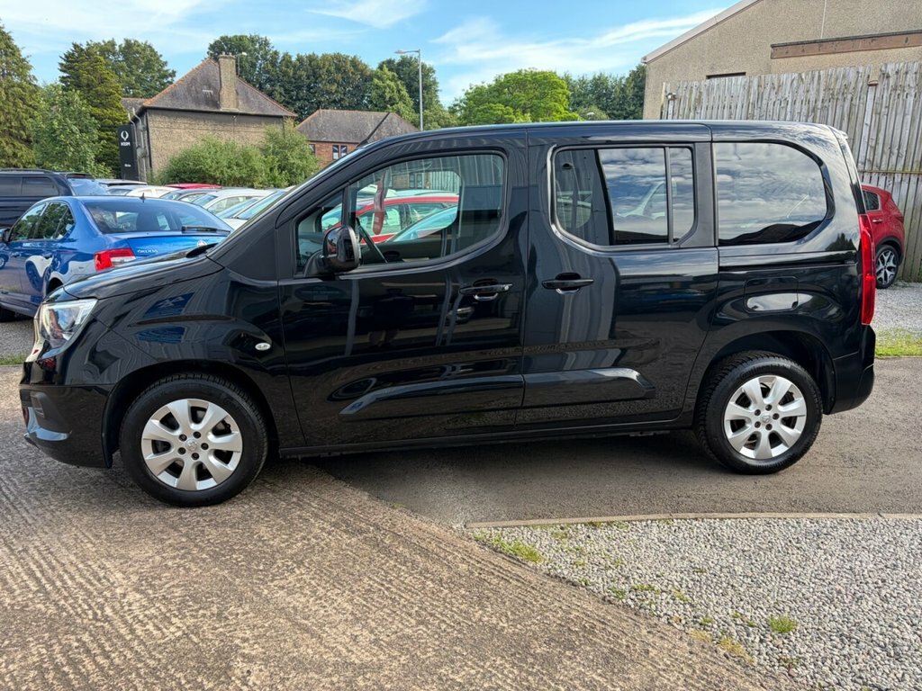 Vauxhall Combo Life 1.5L Se Black #5