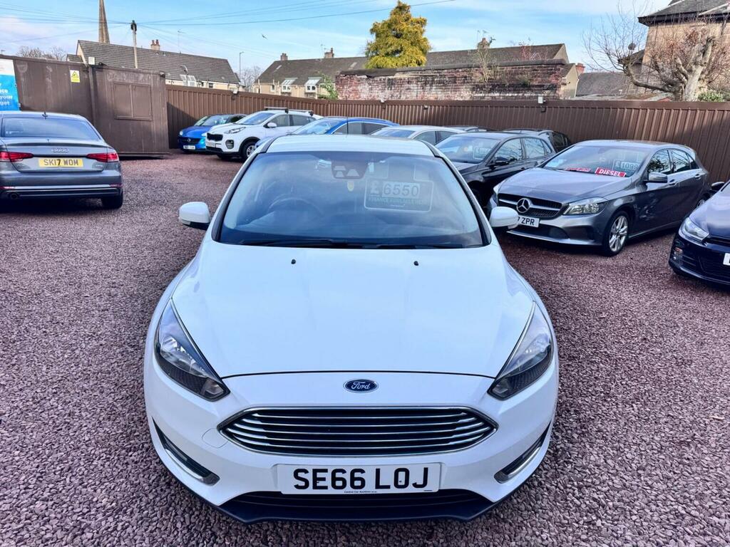 Ford Focus Hatchback 1.0T Ecoboost Titanium Euro 6 Ss SE66LOJ White #2