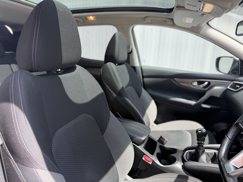 Nissan Qashqai Dig-t N-connecta BH19DJU Black #6