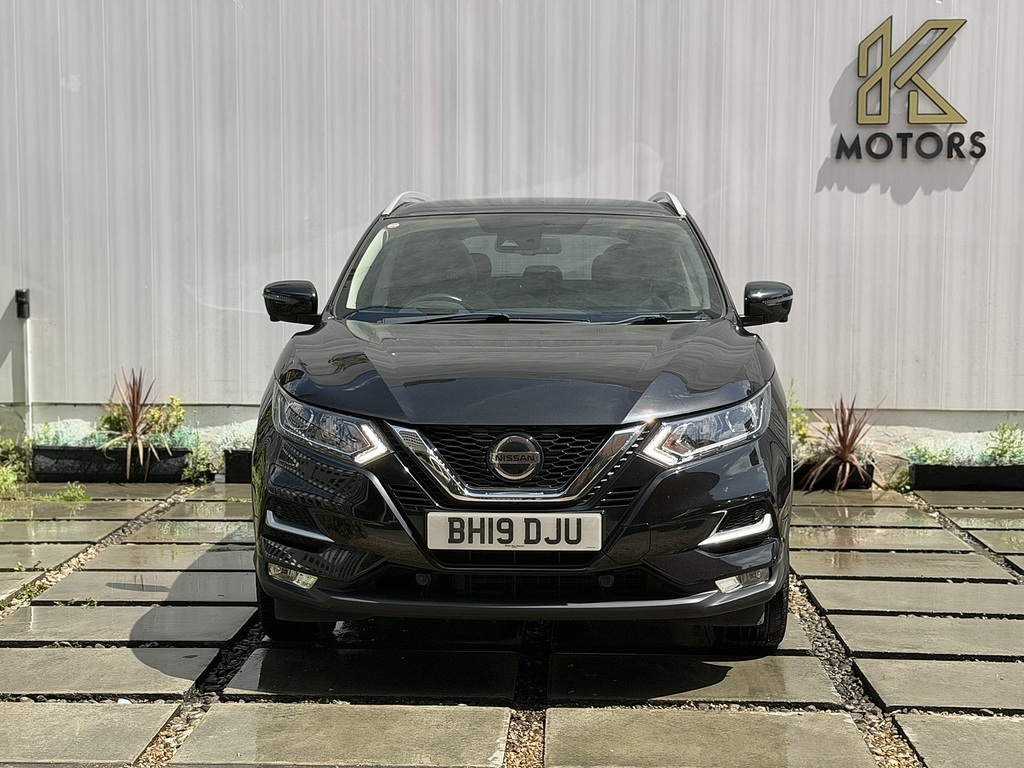 Nissan Qashqai Dig-t N-connecta BH19DJU Black #2