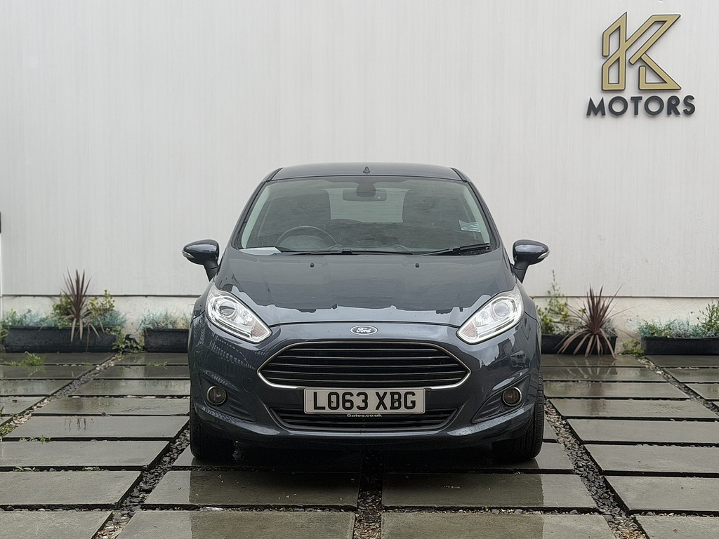 Ford Fiesta 1.0T Ecoboost Titanium Hatchback LO63XBG Grey #2