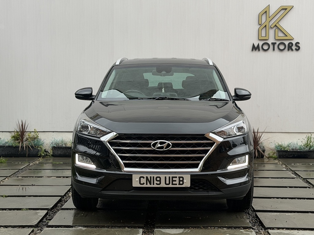Hyundai Tucson 1.6 Gdi Se Nav Suv Euro 6 Ss CN19UEB Black #2