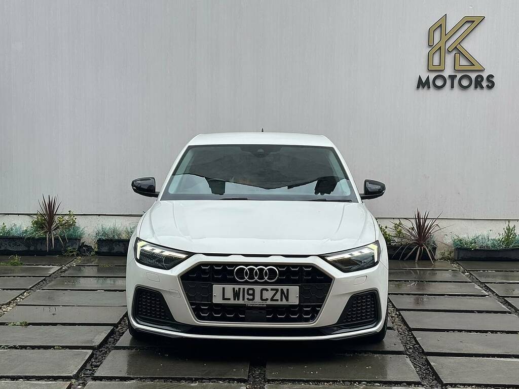 Audi A1 1.0 Tfsi 30 Sport Sportback Euro White #2