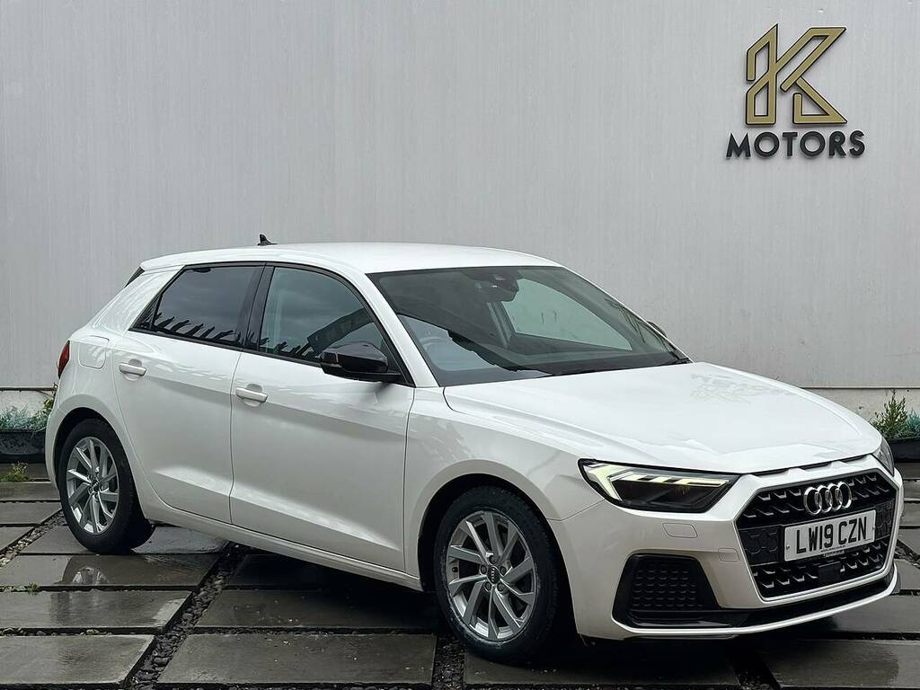 Audi A1 1.0 Tfsi 30 Sport Sportback Euro White