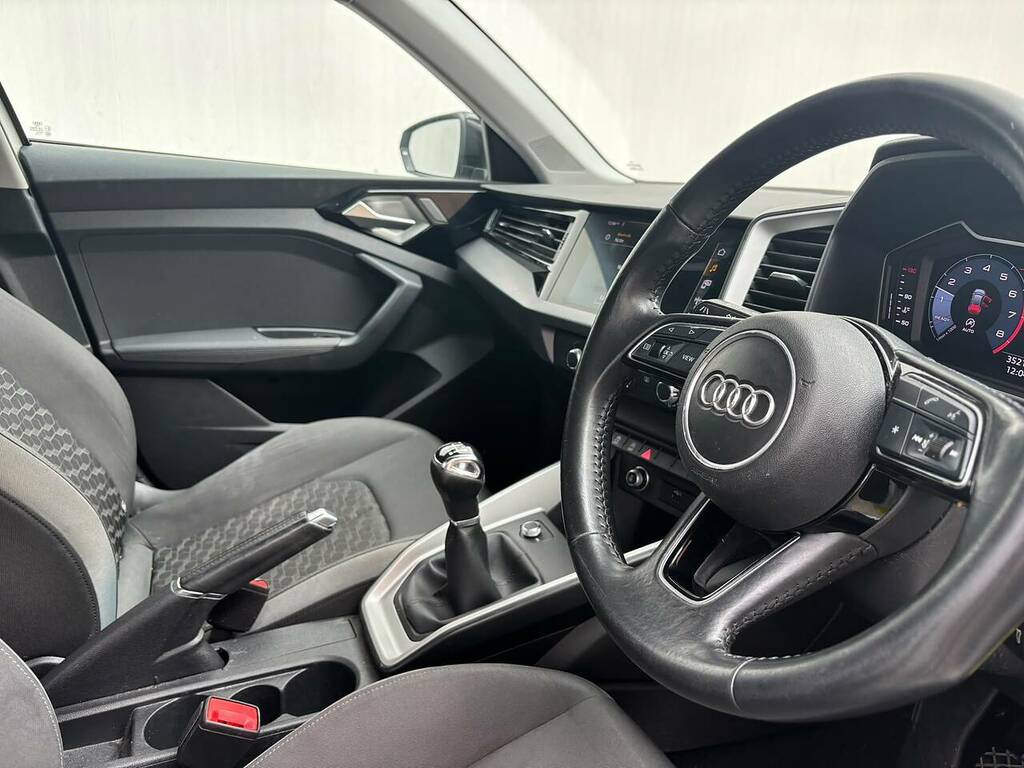 Audi A1 1.0 Tfsi 30 Sport Sportback Euro White #5
