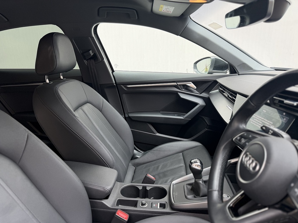 Audi A3 Tfsi Sport Black #6