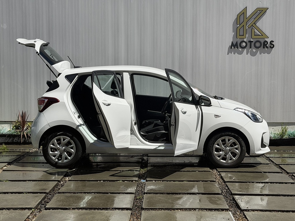 Hyundai I10 1.0 Se Hatchback Euro 6 66 Ps White #4