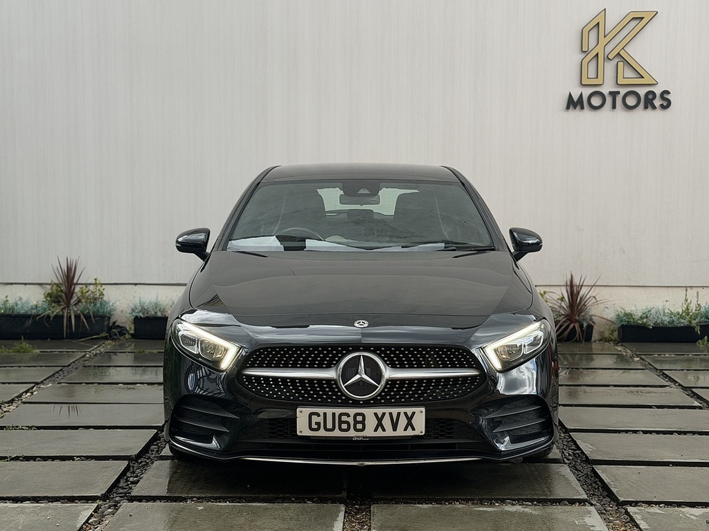 Mercedes-Benz A Class 1.3 A200 Amg Line Hatchback 7G-dct Euro GU68XVX Black #2
