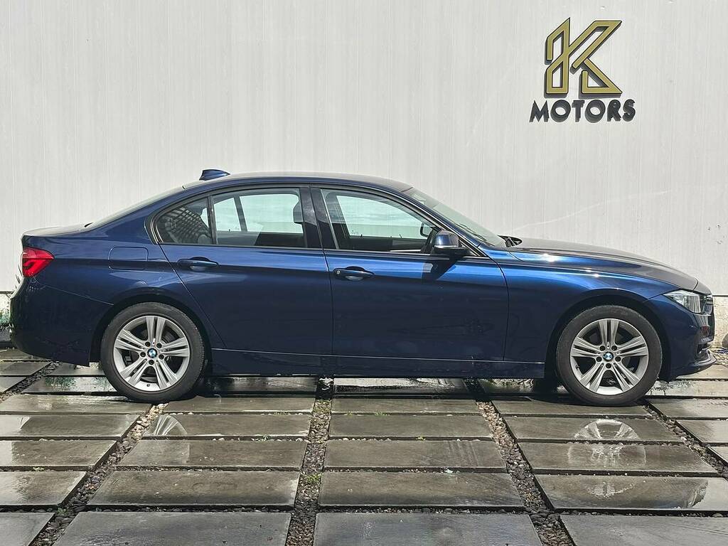 BMW 3 Series Saloon 320D Blue #2