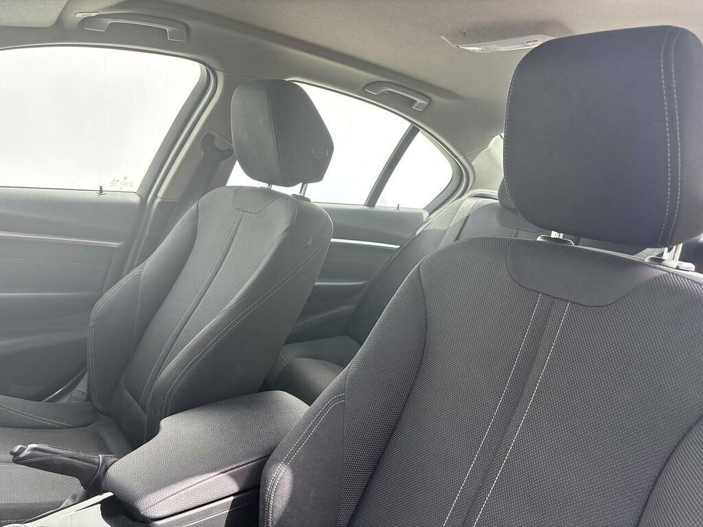 BMW 3 Series Saloon 320D Blue #29