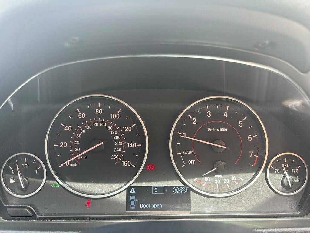 BMW 3 Series Saloon 320D Blue #20
