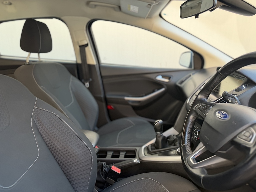Ford Focus 1.0T Ecoboost Zetec Hatchback Eu Blue #6