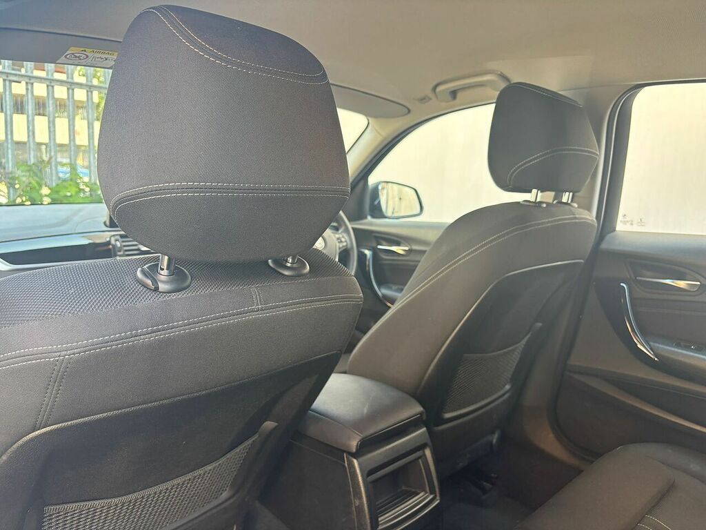 BMW 1 Series 118D Se Black #34