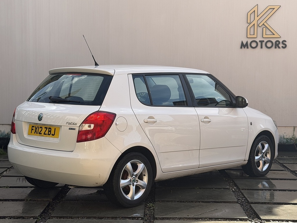 Skoda Fabia 1.4 Mpi Se Euro 5 White #11