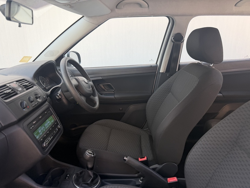 Skoda Fabia 1.4 Mpi Se Euro 5 White #29