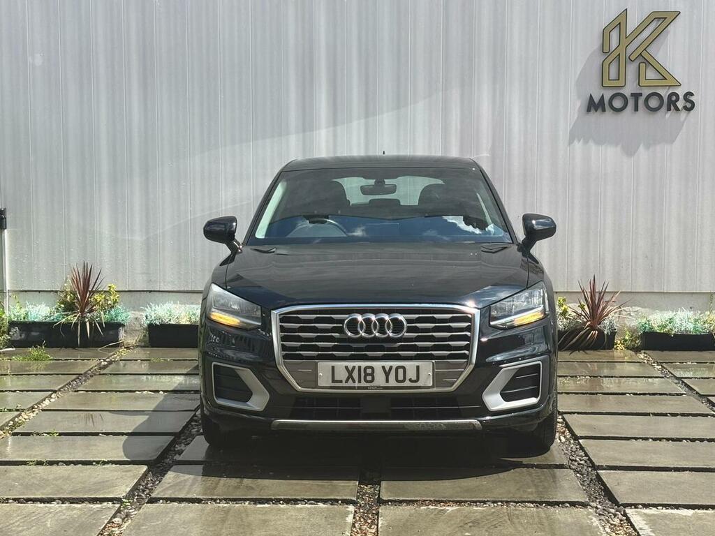 Audi Q2 Tfsi Sport Black #2