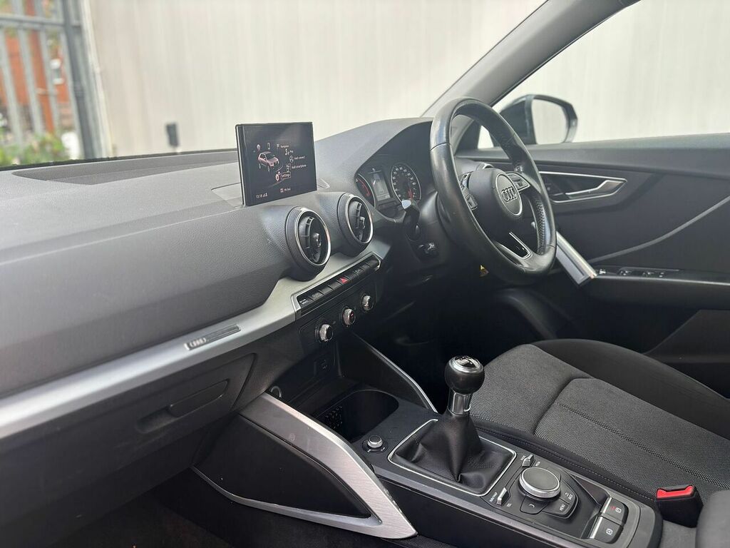 Audi Q2 1.4 Tfsi Sport S Tronic Black #30