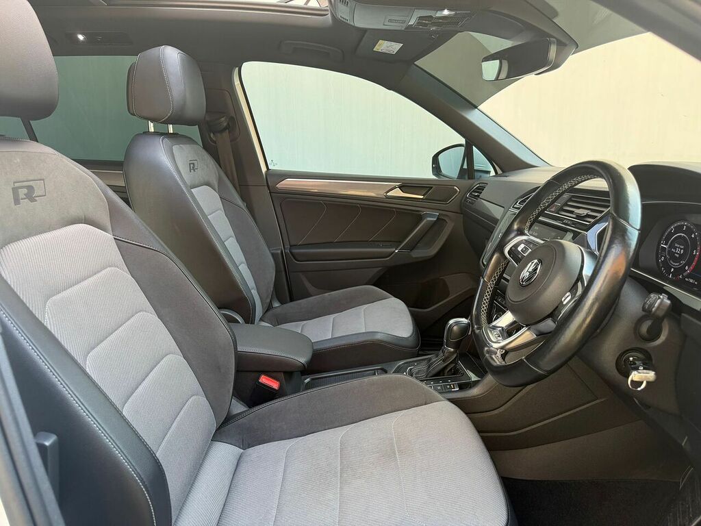 Volkswagen Tiguan 2.0 Tdi Bluemotion Tech R-line Suv Dsg GV17LHR White #6