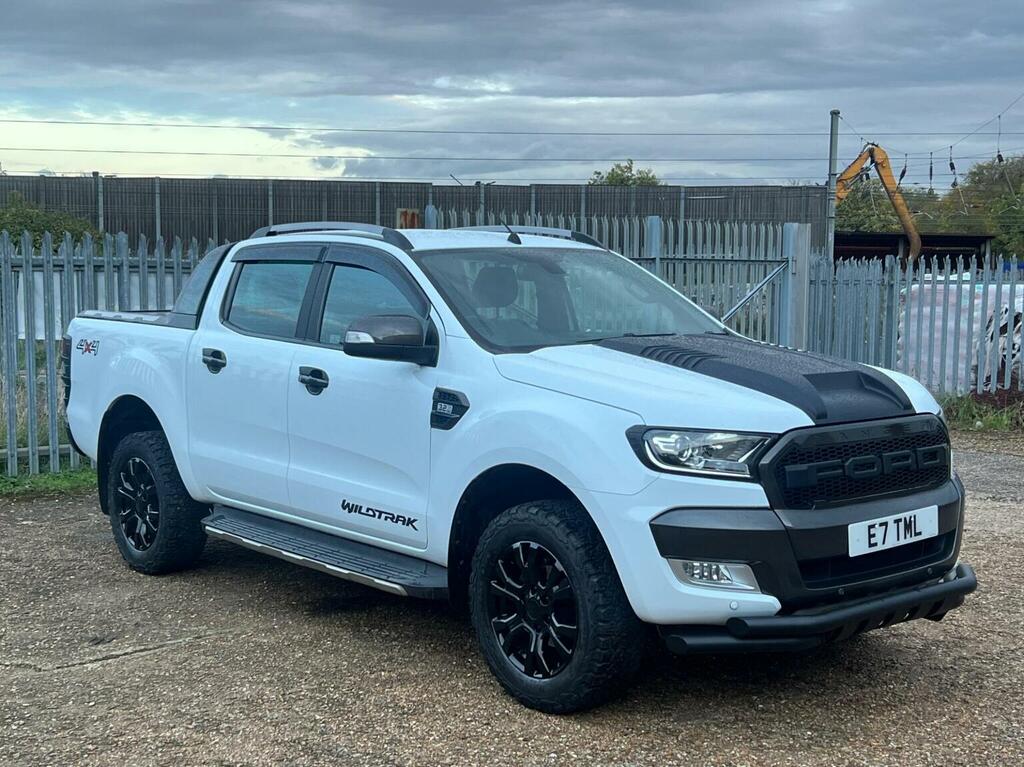 Ford Ranger Pickup 3.2 Tdci Wildtrak 4Wd Euro 5 2017 E7TML White #4