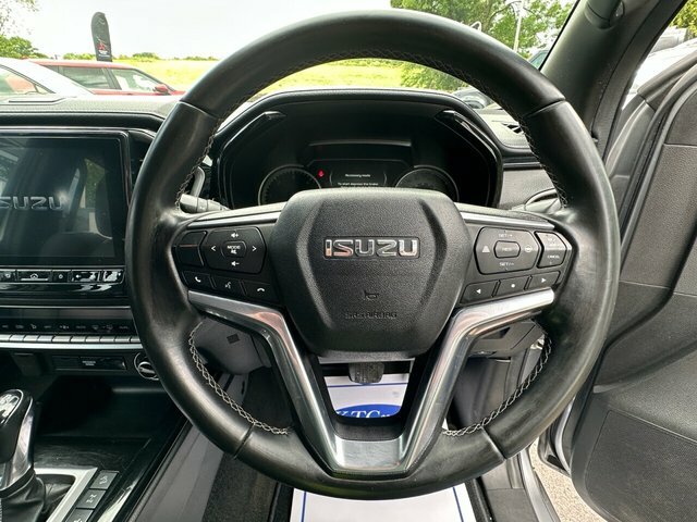 Isuzu D-Max 1.9 Dl40 Double Cab 4X4 Black #14