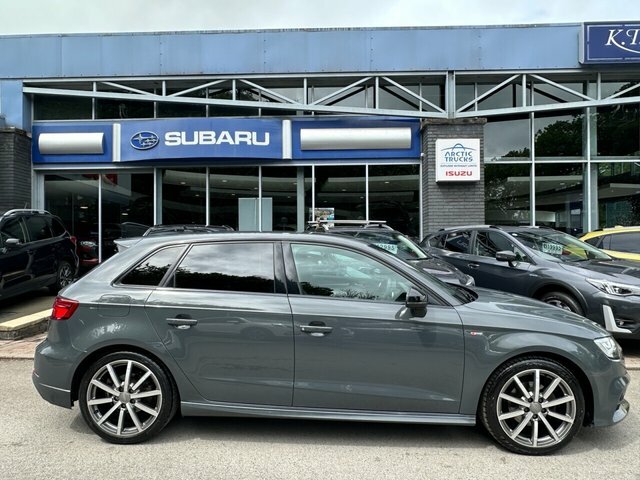 Audi A3 1.5 Tfsi Cod 35 Black Edition Sportback FG69YXW Black #5