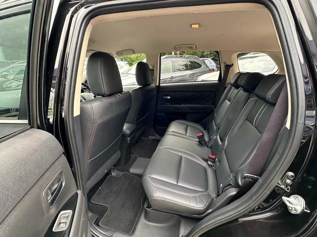 Mitsubishi Outlander 2018 68 Juro Blue #12