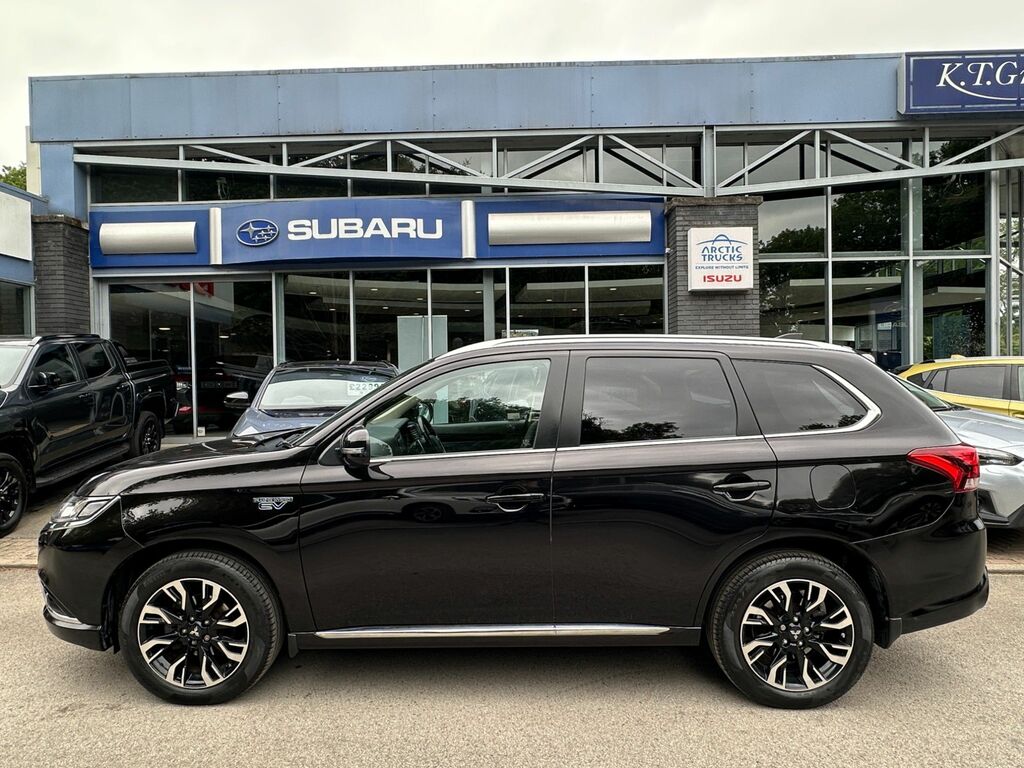 Mitsubishi Outlander 2.0H 12Kwh 4H Suv Plug-in Hybrid Cvt 4W Black #2