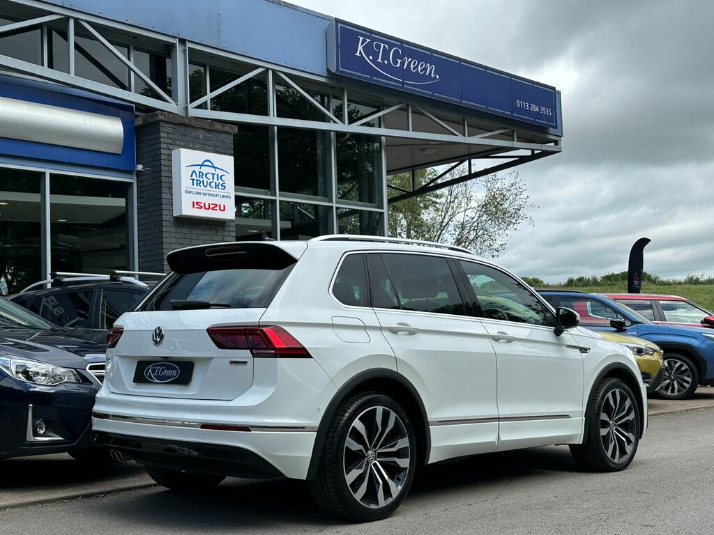 Volkswagen Tiguan 2.0 Tdi R-line Tech Suv Dsg 4Motion Eur White #4