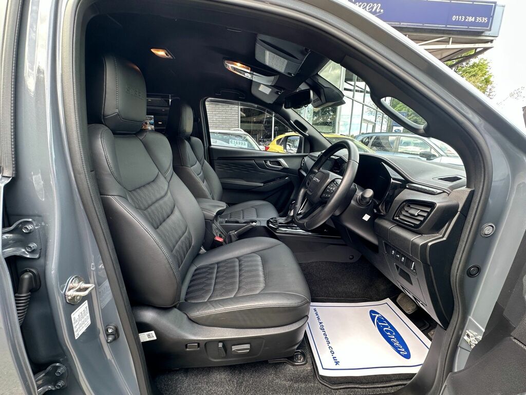 Isuzu D-Max 1.9 Td V-cross Pickup Double Cab Red #7