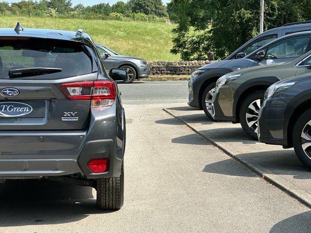 Subaru XV XV I Se Premium E-boxer Awd Cvt White #35