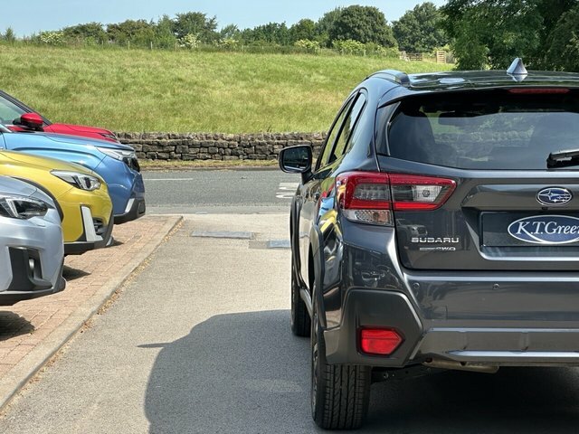 Subaru XV XV I Se Premium E-boxer Awd Cvt White #34