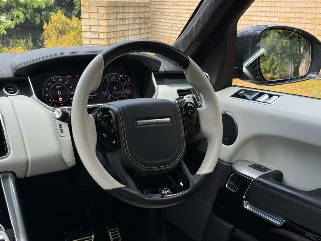 Land Rover Range Rover Sport Svr Black #2