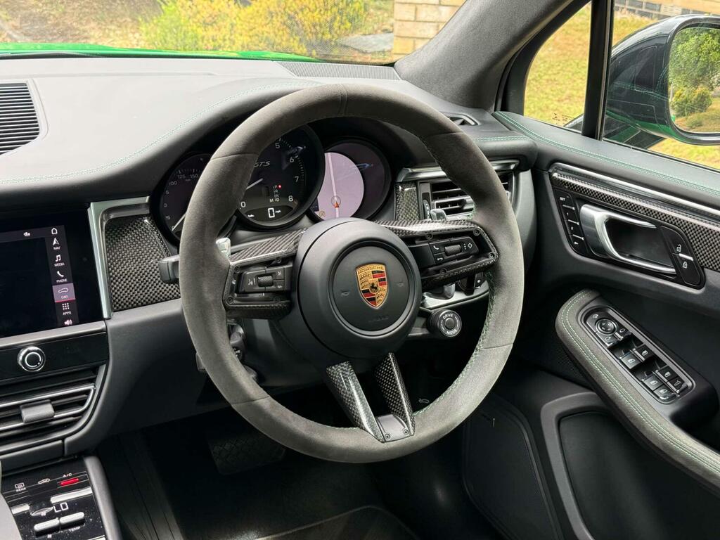 Porsche Macan Gts Green #2