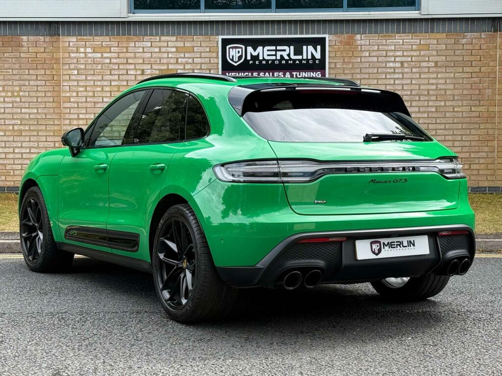 Porsche Macan Gts Green #4