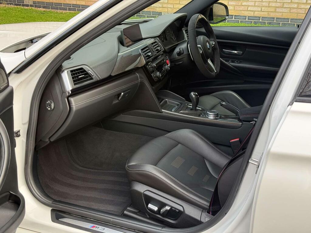 BMW M3 Saloon 3.0 M3 Saloon Competition Package 2016 White #44