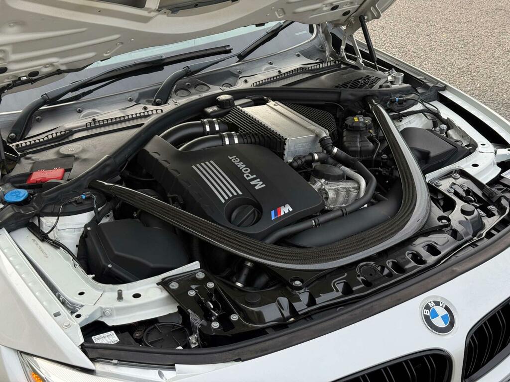 BMW M3 Saloon 3.0 M3 Saloon Competition Package 2016 White #68