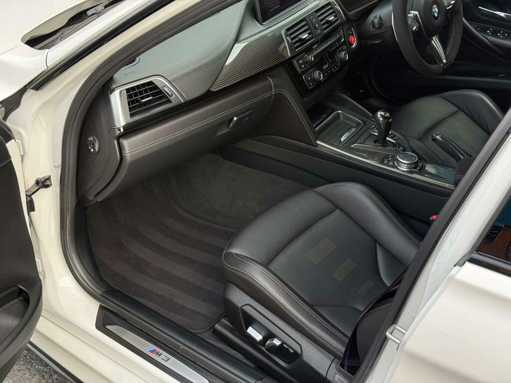 BMW M3 Saloon 3.0 M3 Saloon Competition Package 2016 White #43