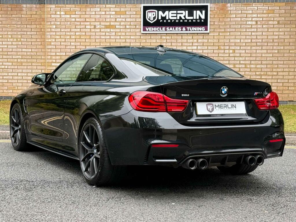 BMW M4 Competition Black #4